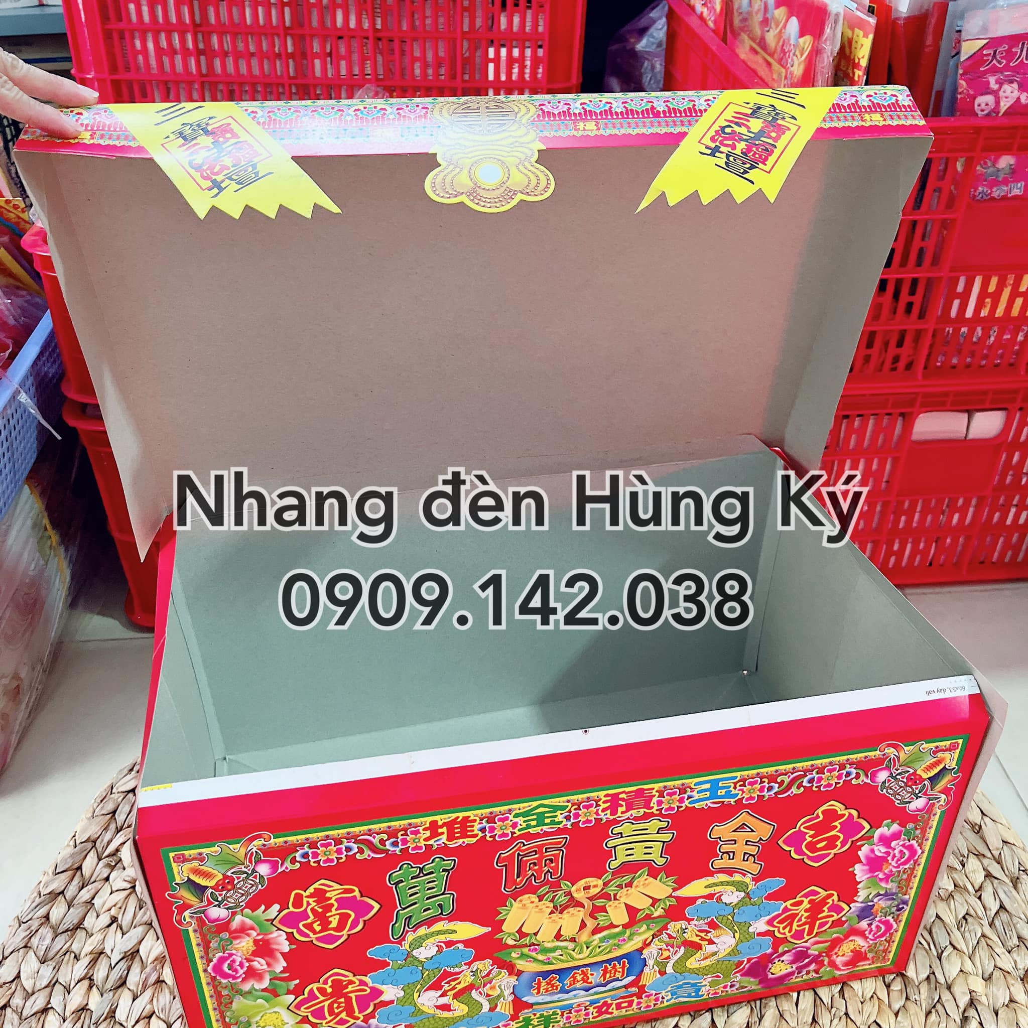 Hàng mã rương đựng giấy cúng