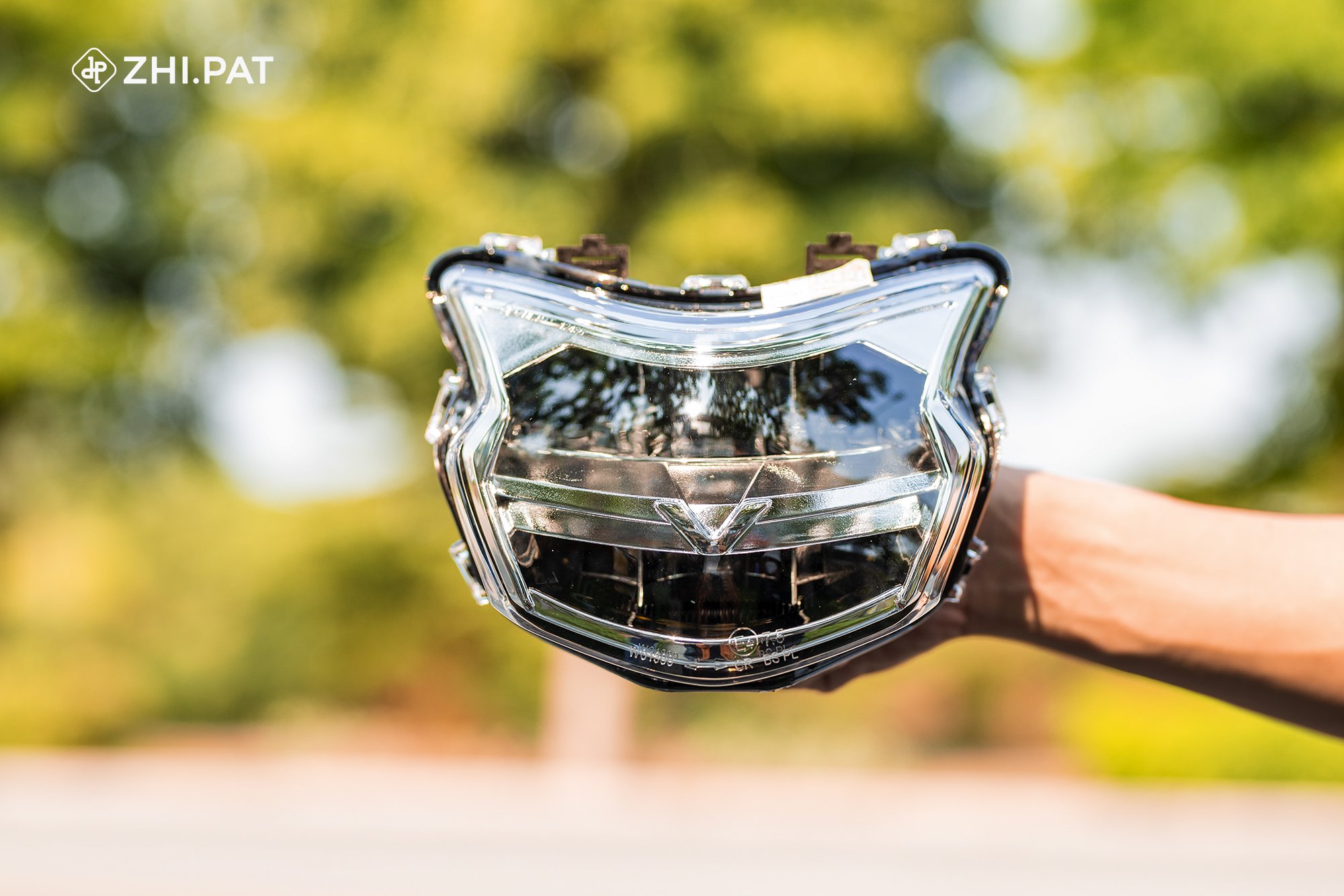 CHÓA ĐÈN ZHIPAT 2 TẦNG VISION 110 ĐỜI 2021