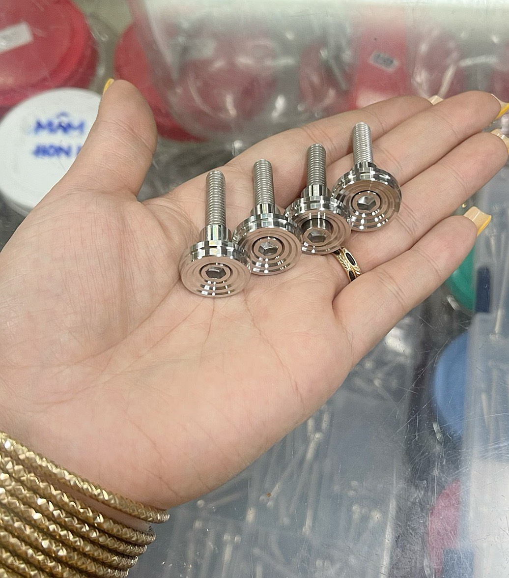 Khâu áo - bửng , Khâu cốp kèm ốc Inox