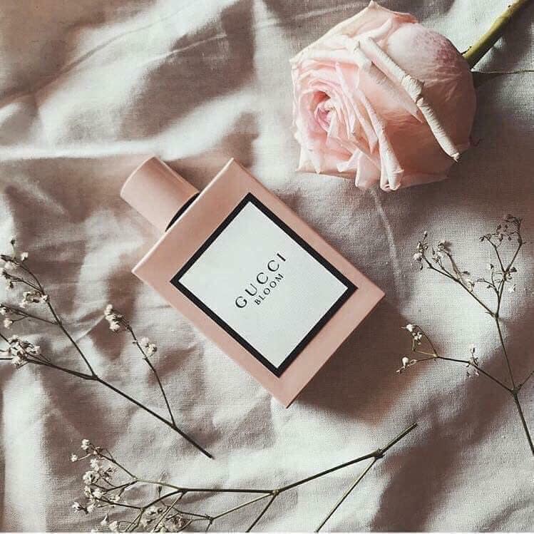 Nước Hoa GG trả khách