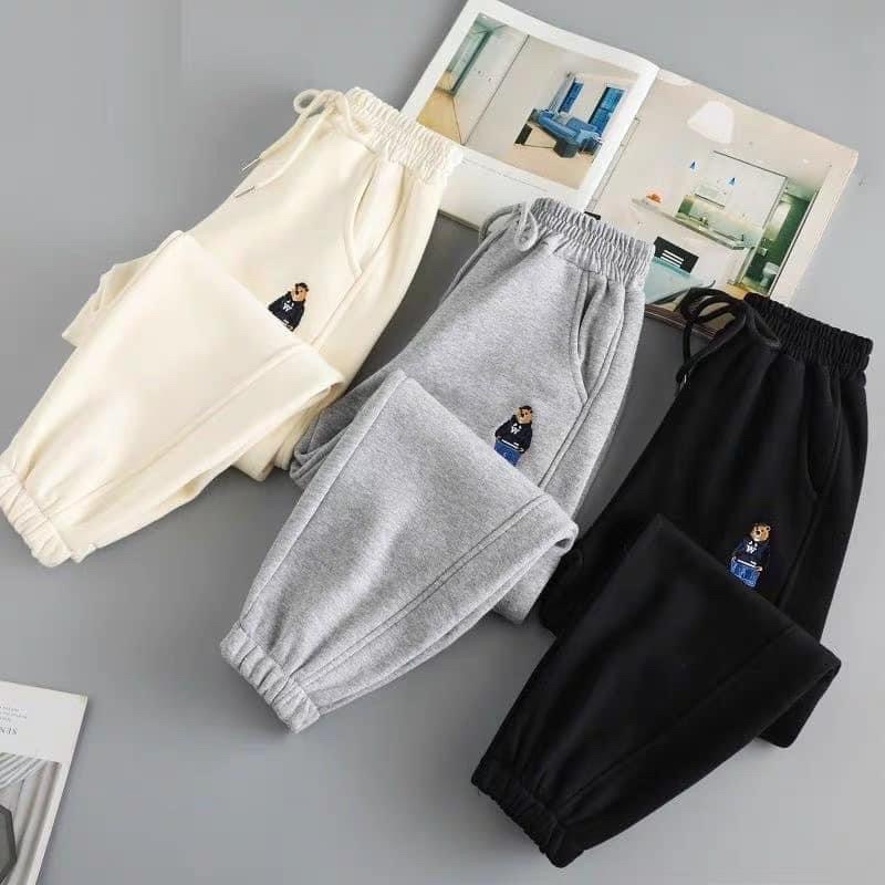 Quần Nỉ Ống Bo Chun Gấu Siêu Ấm