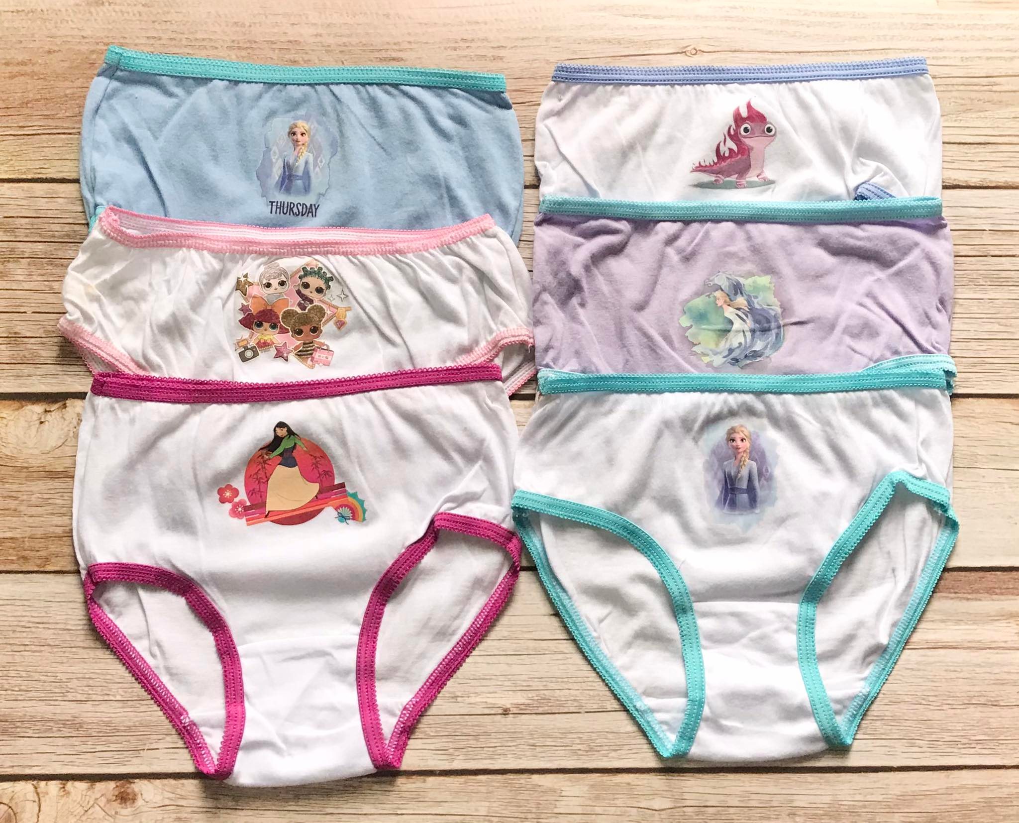 6/12pcs White Cartoon Characters Panty for Baby girls Sizes will fit from 2  years old toddler to 8 yr old girl Kids Undies Panty Underwear