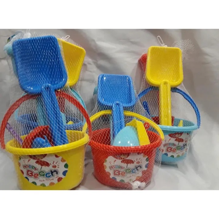 Sand%20play%20Beach%20Bucket%20Toy%20With%20Shapes%20and%20Tools%20For%20Kids%20-%20D50900%20-%20Image%202