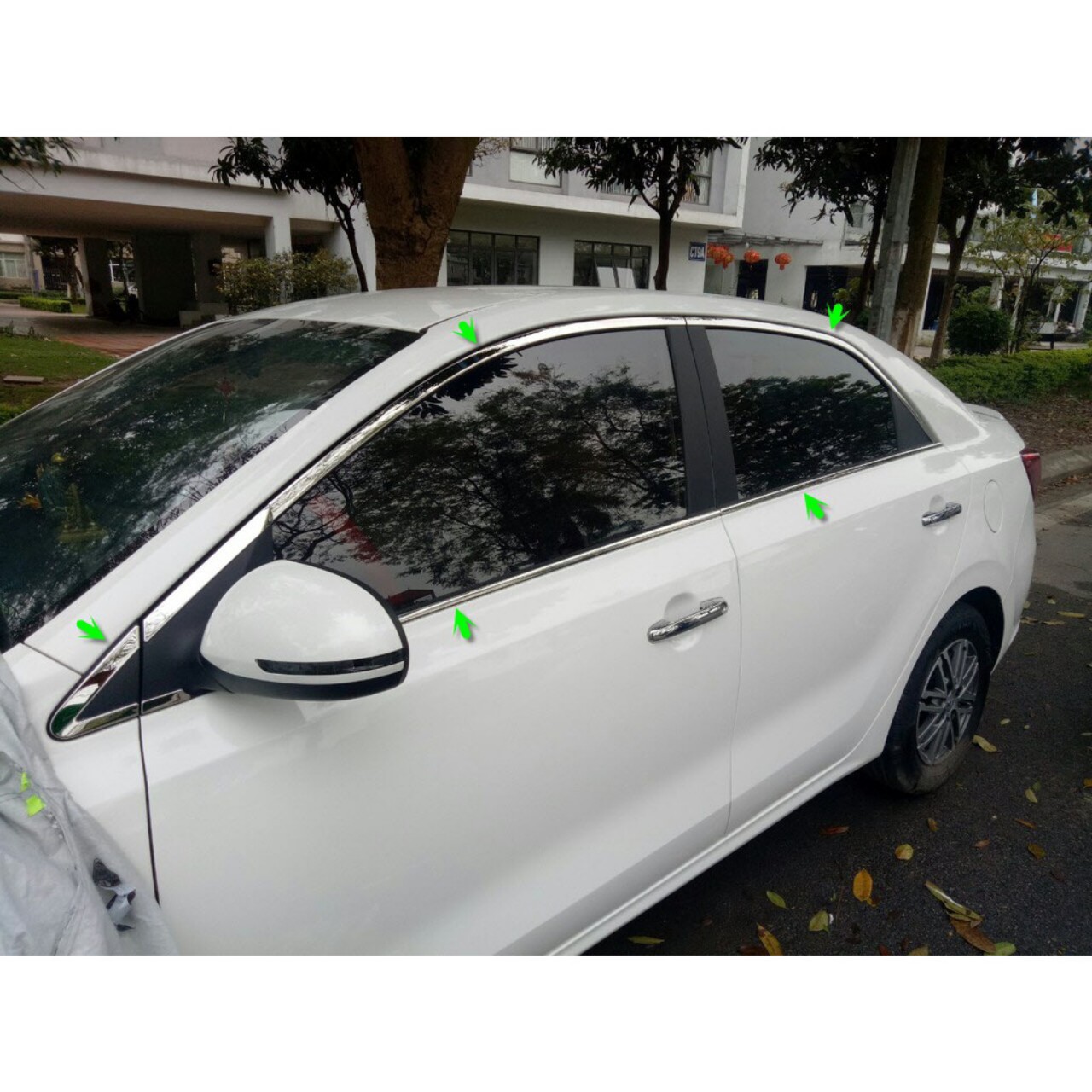 Nẹp Chân Kính Inox Xe Kia Soluto 2018 2019 2020 2021- 6 Chi Tiết Chất Liệu Inox 304 Sáng Bóng, Phụ Kiện Trang Trí Ngoại Thất Tuyệt Vời Cho Xe