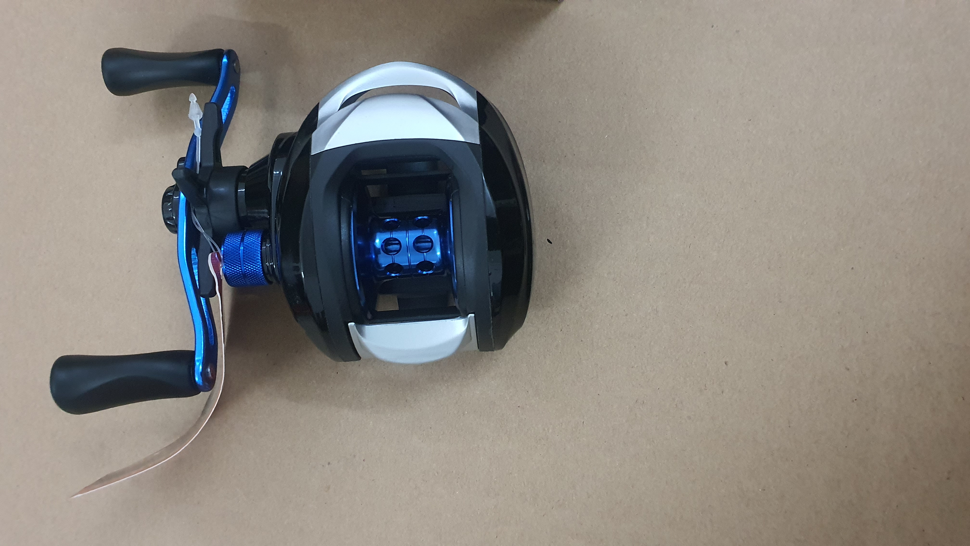 [HCM]Máy ngang câu cá Daido Revenger RV201 BC