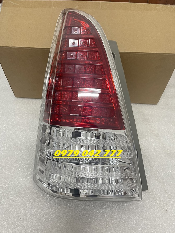 ĐÈN HẬU TOYOTA INNOVA 2008-2010