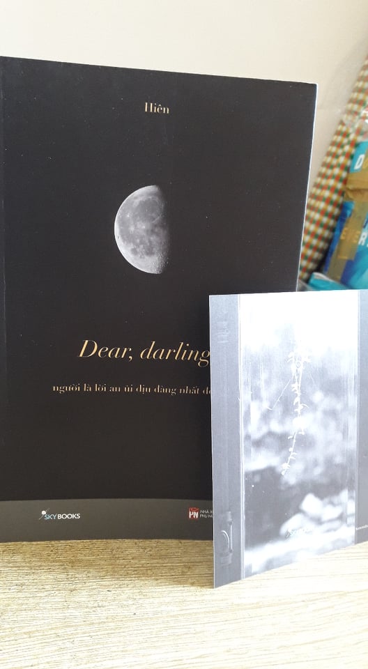 Sách tản văn - Dear, Darling - Hiên ( Tặng Postcard - số lượng giới hạn)