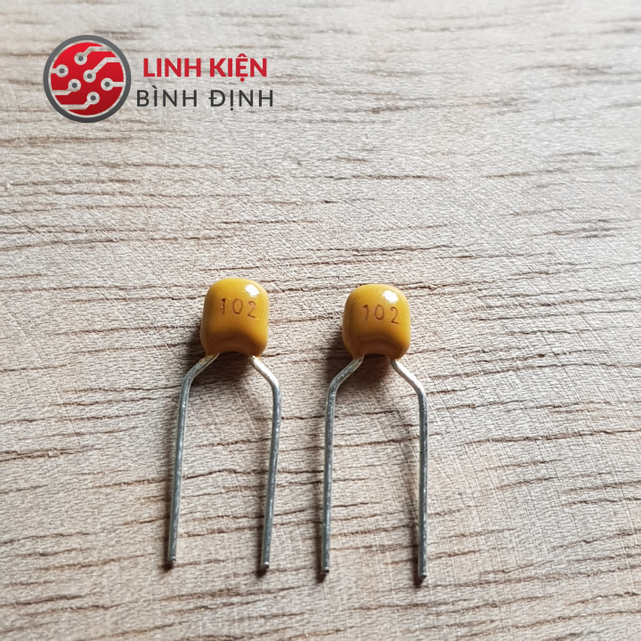 (Túi 30 tụ ) Tụ gốm vàng 102