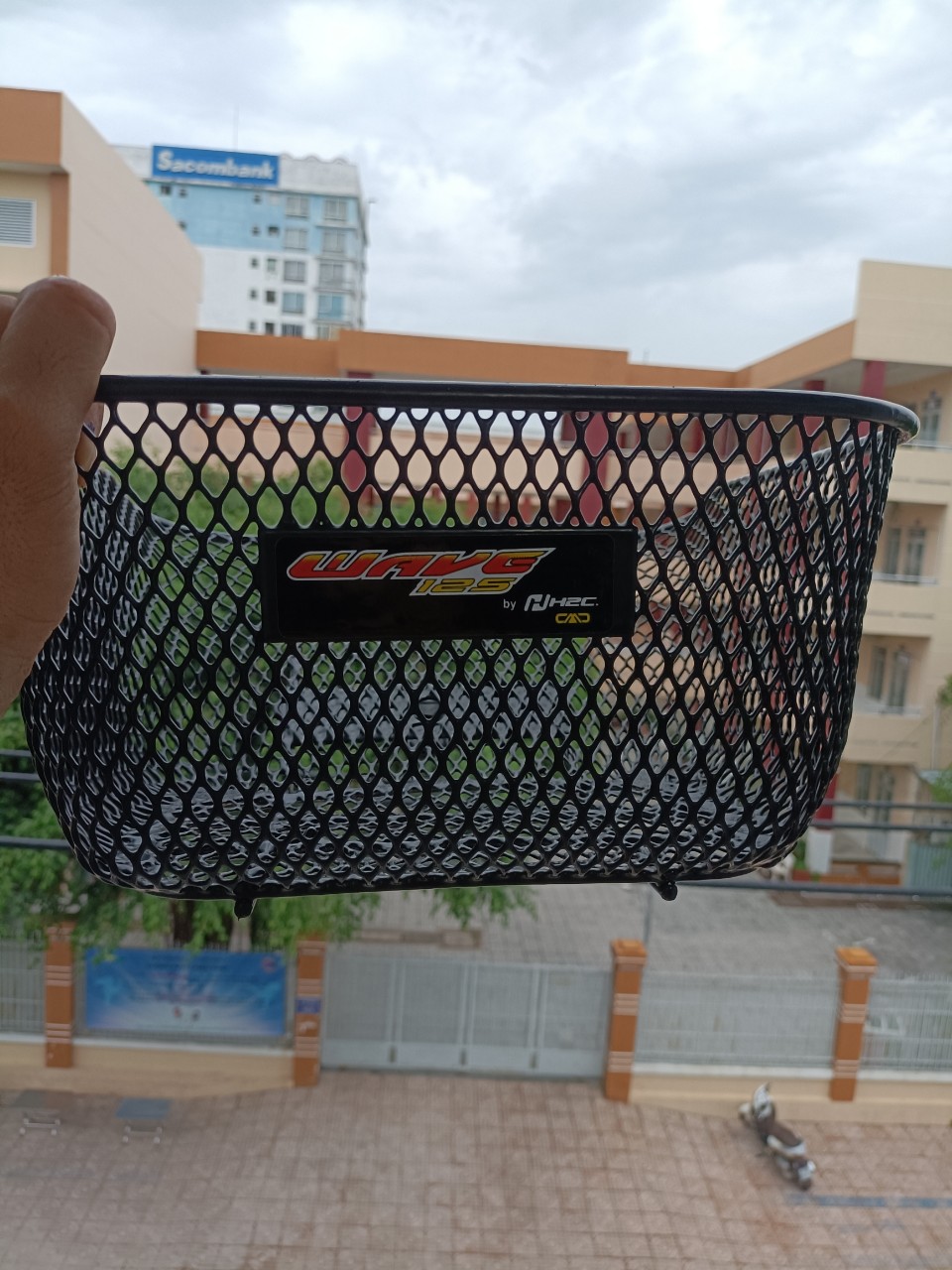 Rổ trước Wave Thái có nắp đậy
