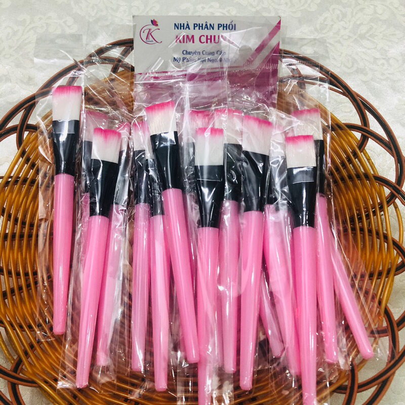 Cọ đắp mặt nạ (Cọ mặt nạ cán hồng)