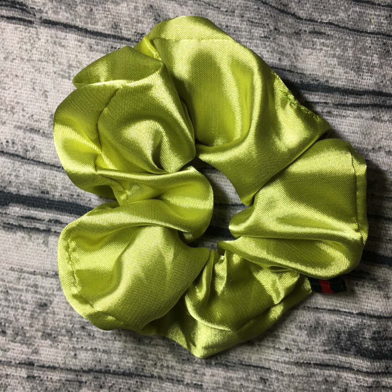 [HCM]Cột tóc Scrunchies nhiều mầu phi bóng, lụa bóng có lựa màu phong cách Hàn Quốc - Selenshop