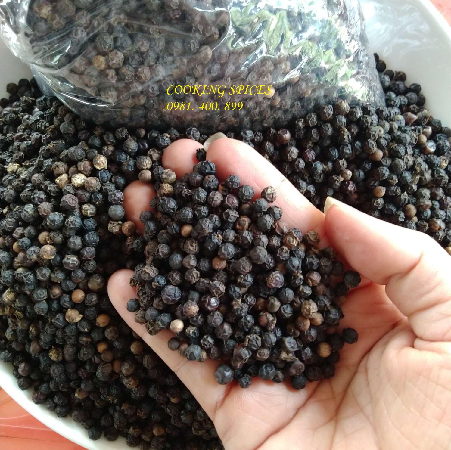 Tiêu Đen ( Black Pepper ) cay, thơm