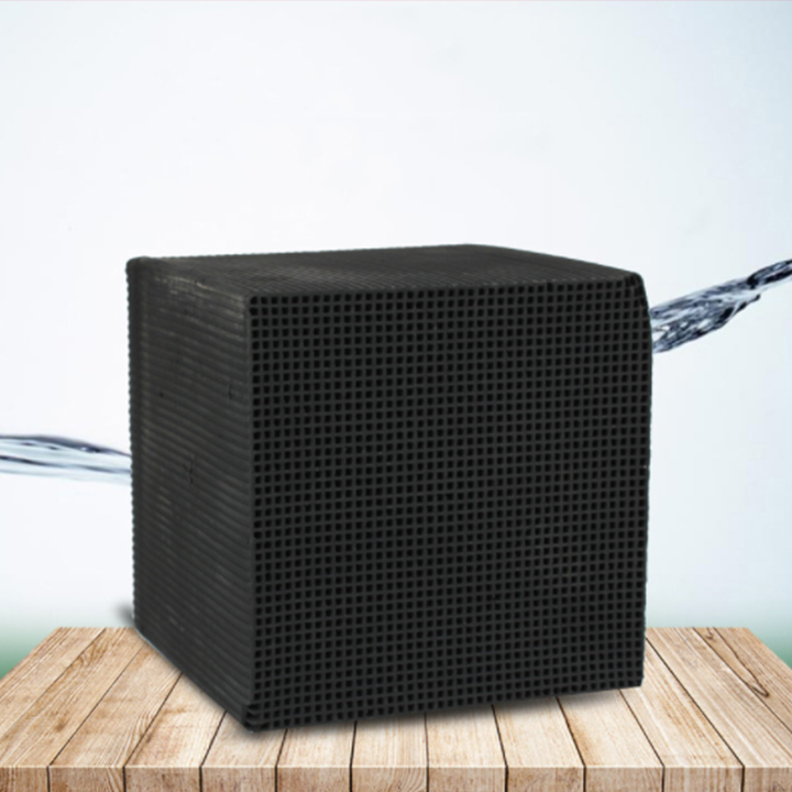LỌC BỂ CÁ THAN HOẠT TÍNH MAGIC CUBE. ( Hàng sẵn)