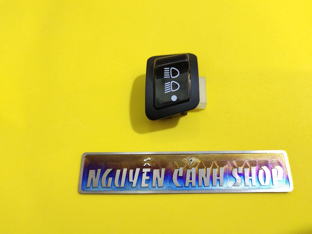 Núc tắc mở đèn Future 125 Vision