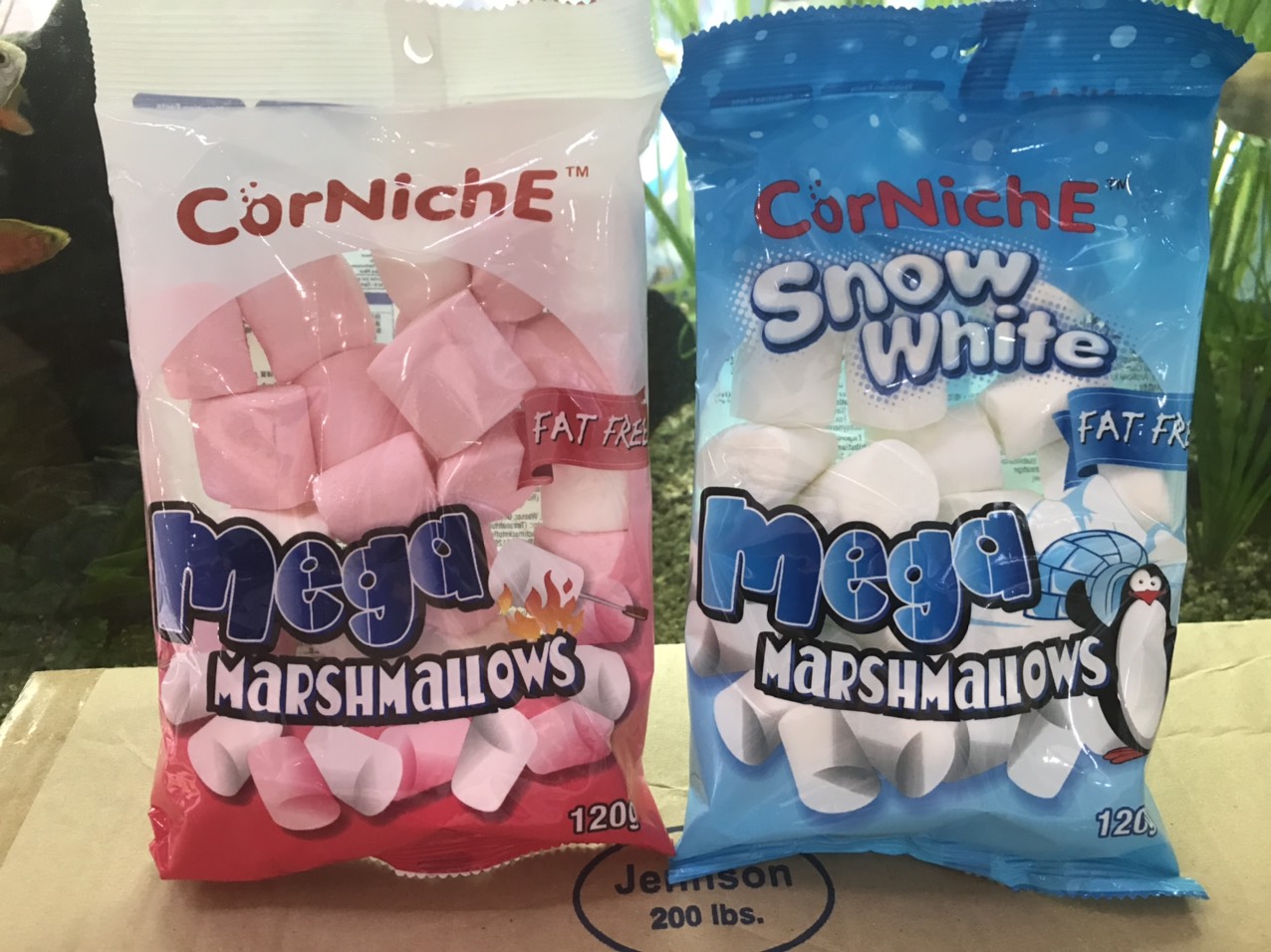 Kẹo Bông Gòn Corniche Snow White Mega Marshmallows (Gói 120g trắng)