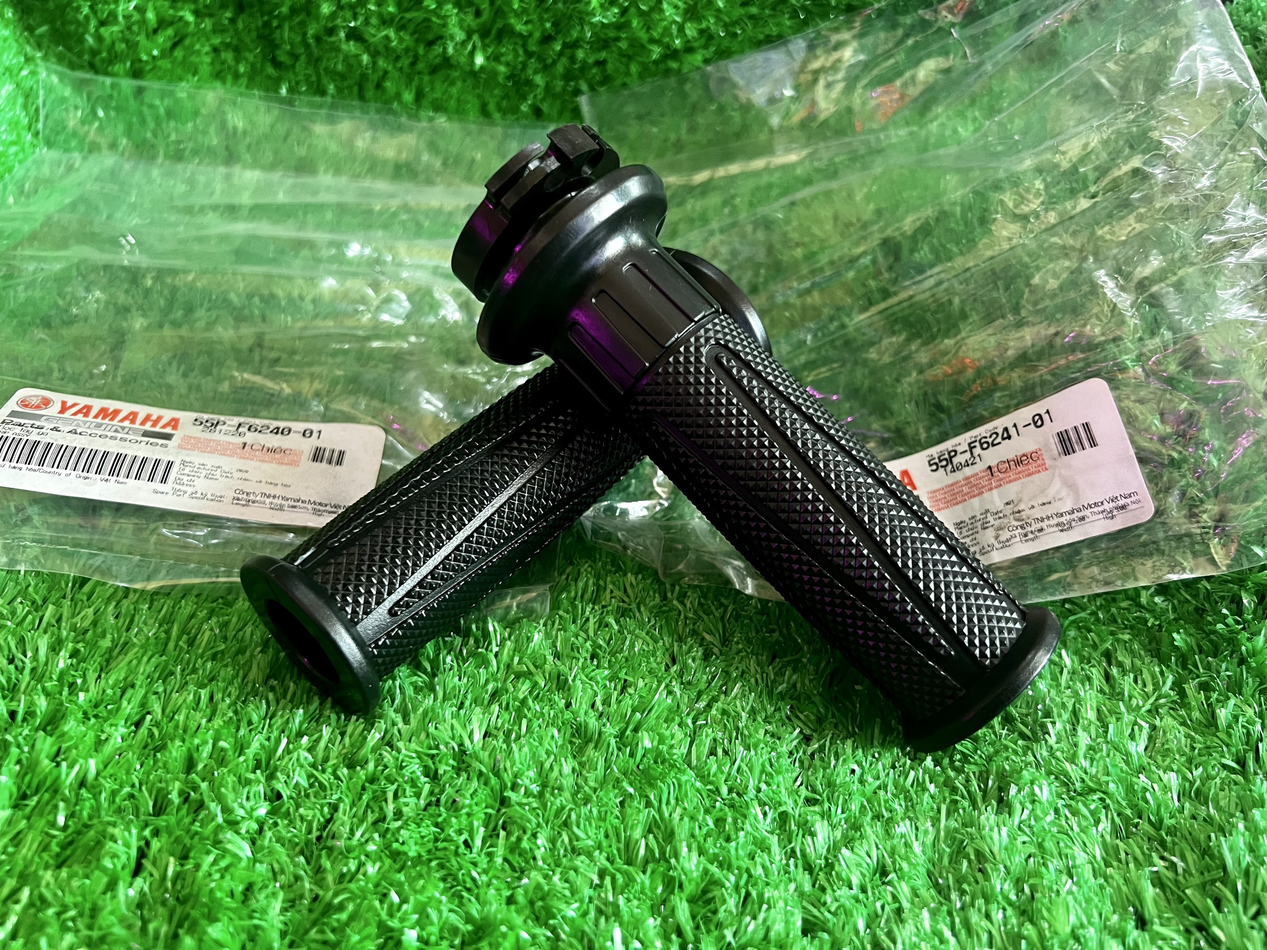 Cặp Bao Tay Exciter 135 Zin Hãng Yamaha