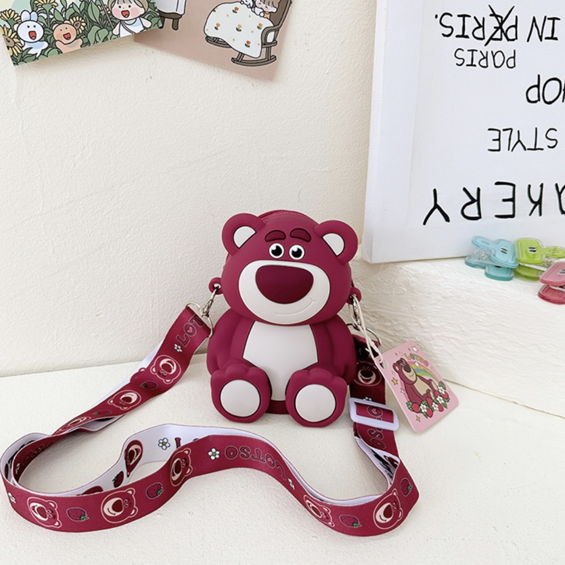 Túi Đeo Chéo Silicon Hình Gấu Dâu Lotso Thời Trang Dễ Thương