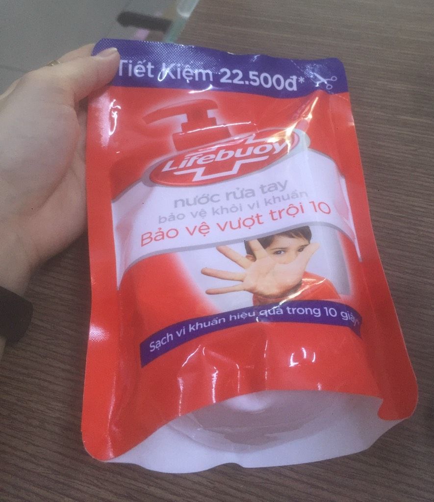 Nước rửa tay Lifebouy chai 450g