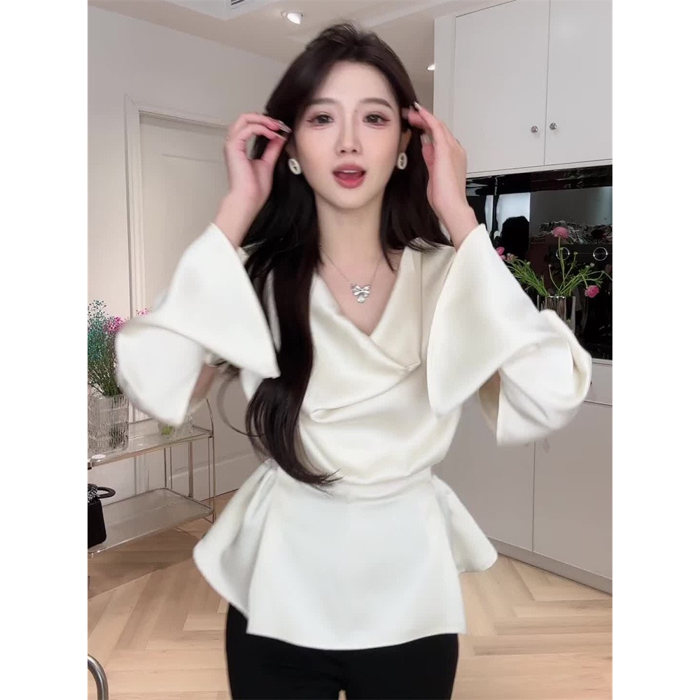 Áo Lụa Cổ Trễ, Áo Sơmi Lụa Cổ Đổ Dài Tay Buôc Dây Eo Phong Cách Hàn Quốc