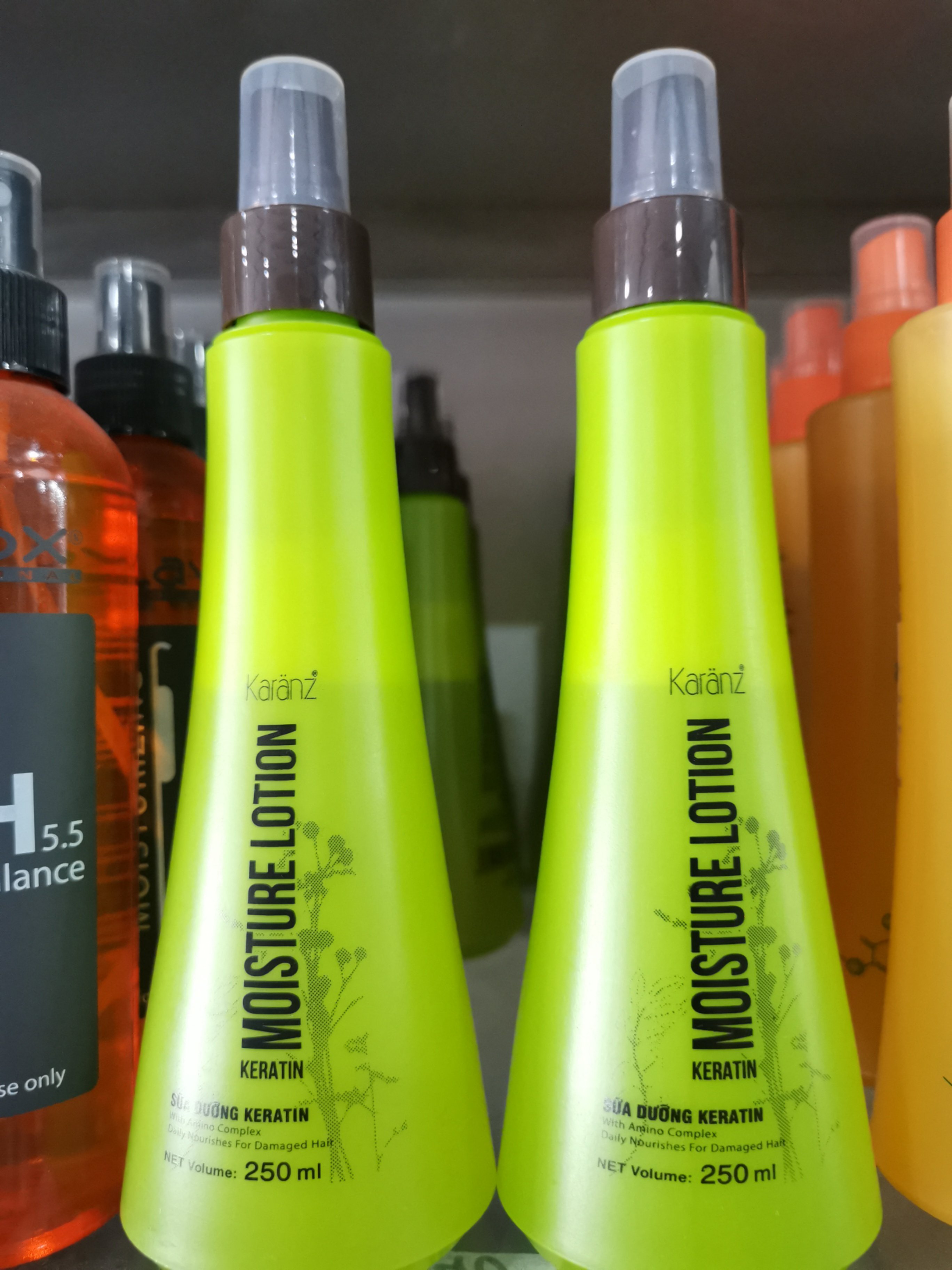 Xịt dưỡng tóc Keratin Kazan 250ml