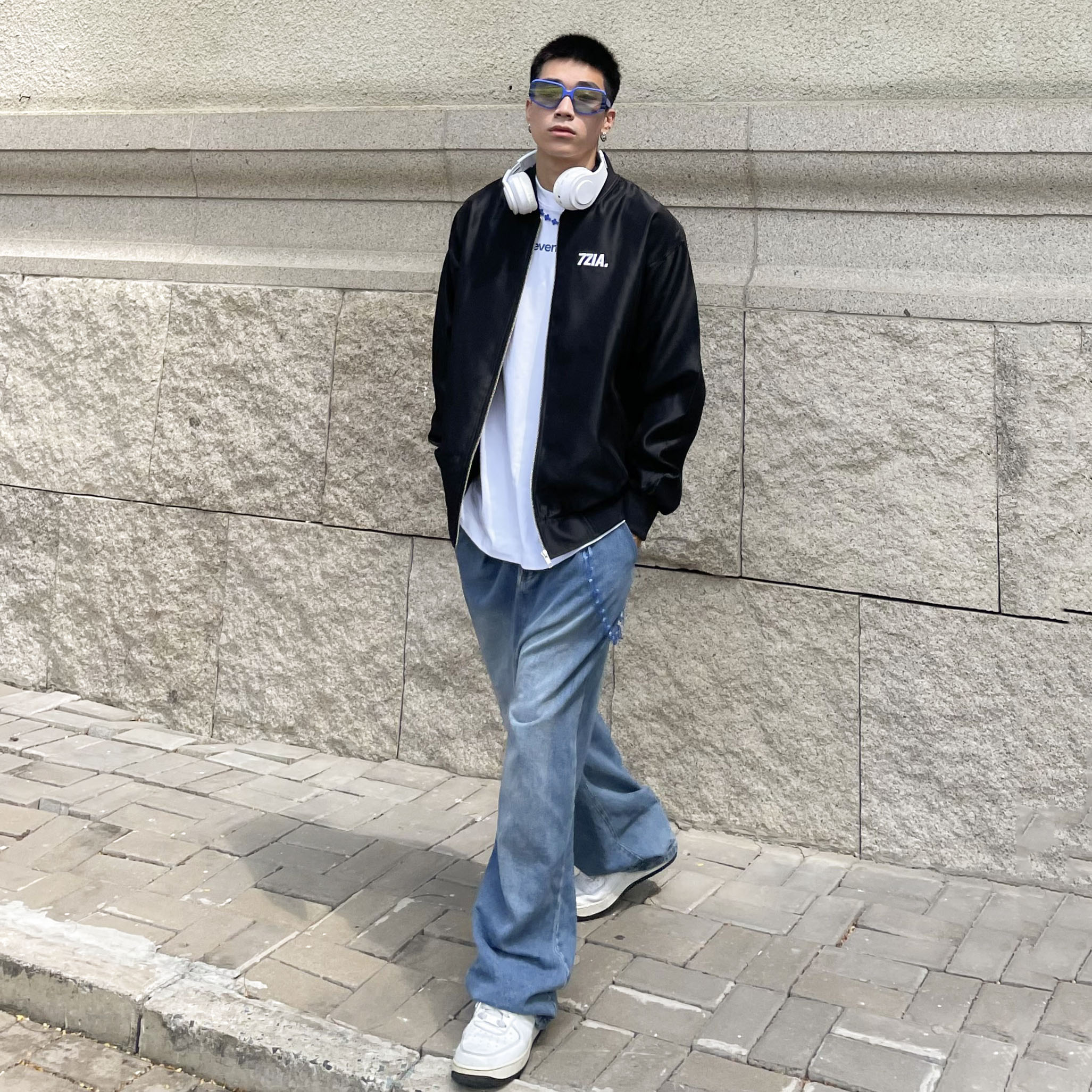 Áo khoác Bomber satin 7ZIA - Màu đen