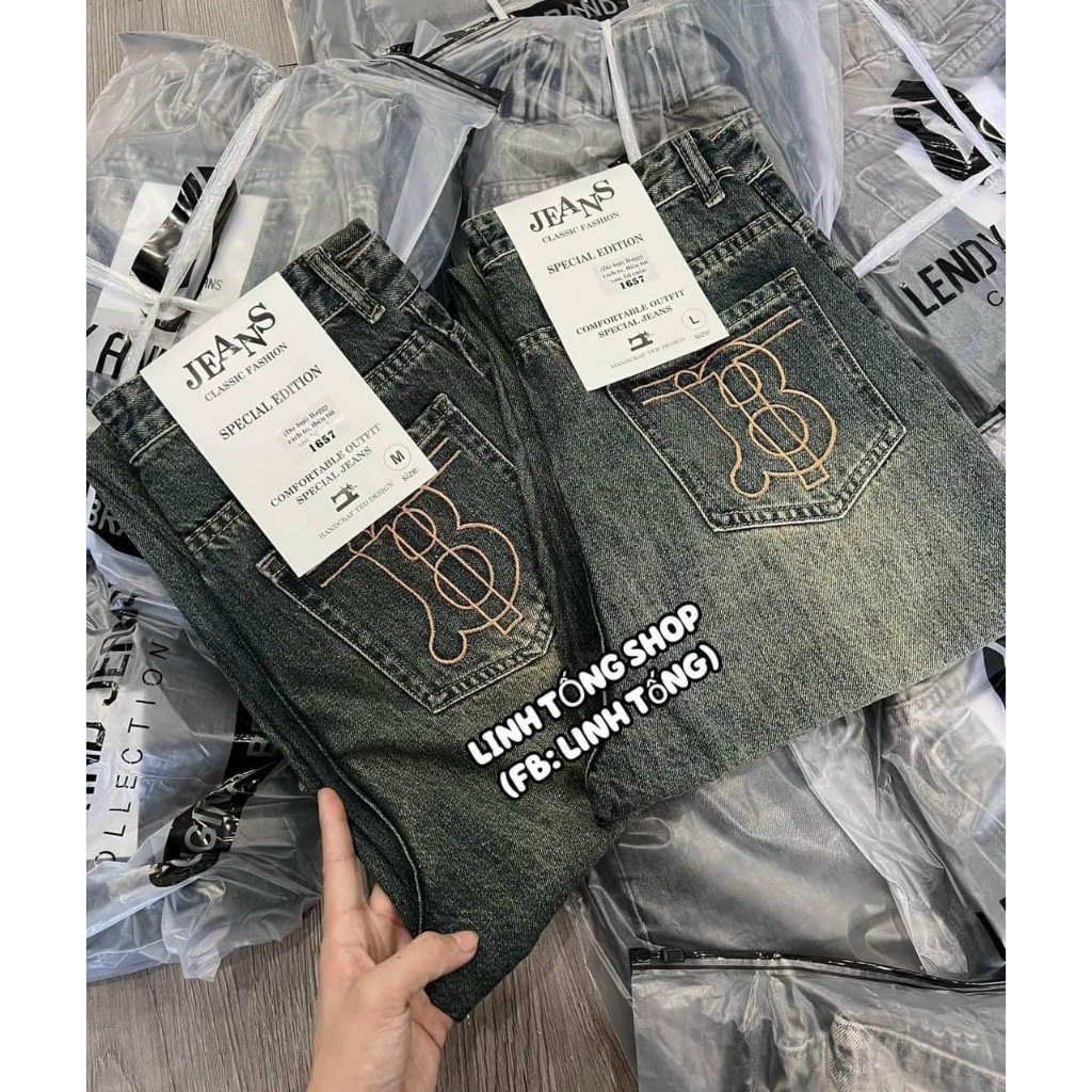 Quần Bò Bagy Rách Logo Thêu Tb