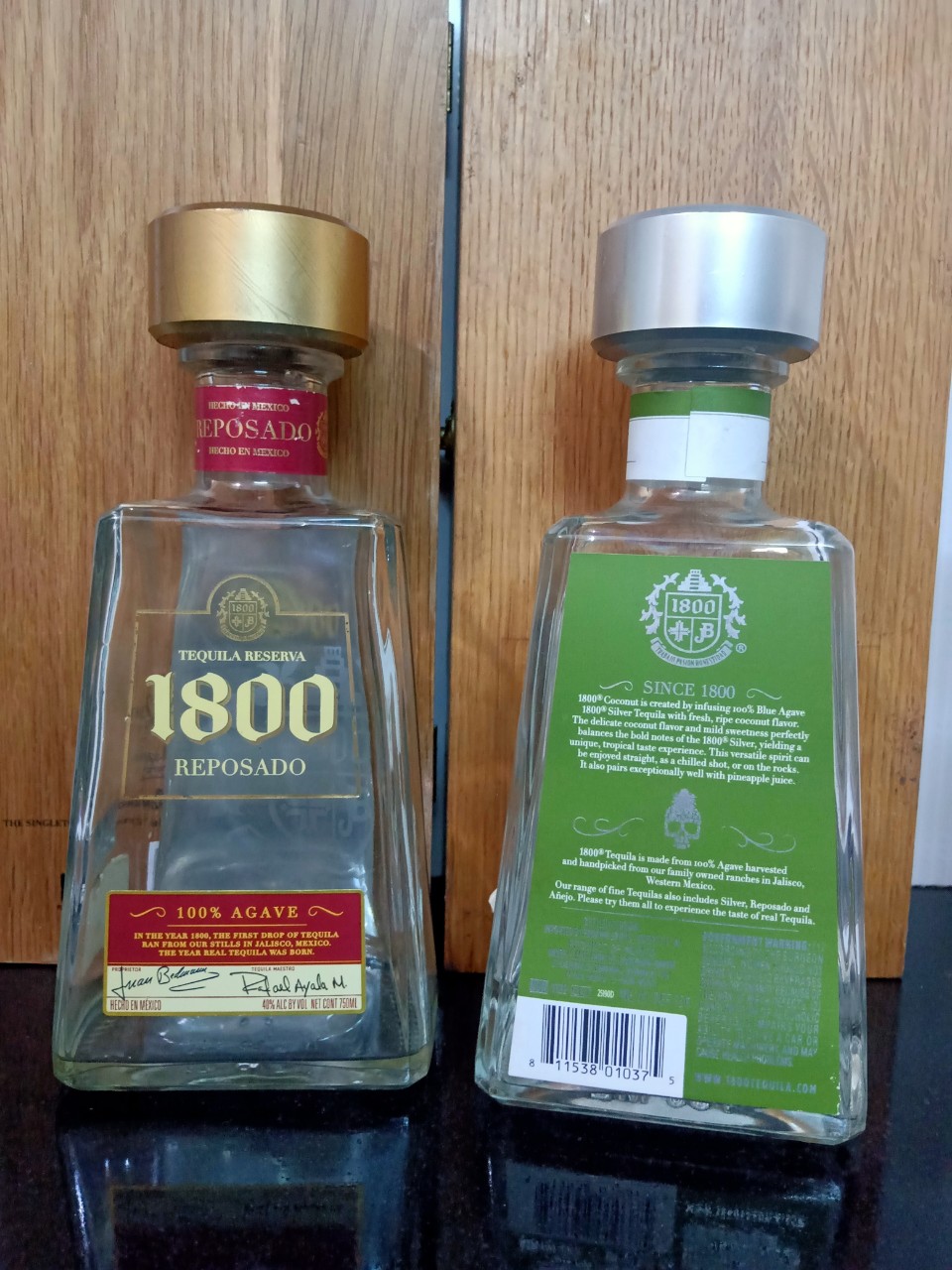 vỏ chai thuỷ tinh 1800 dáng tháp độc lạ đẹp