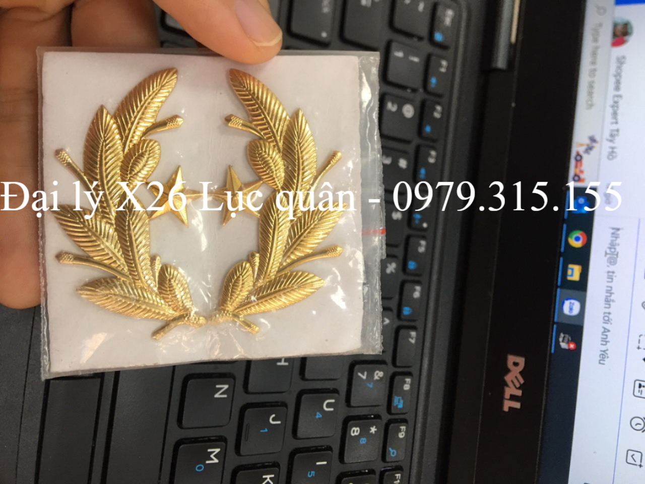 Cành tùng bông lúa ve áo hàng chuẩn lᴏại 1