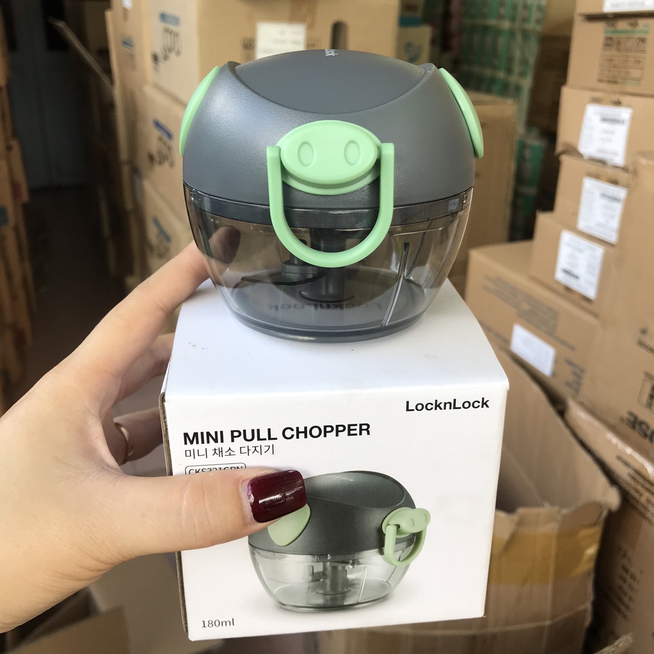 Máy xay tỏi ớt, xay đồ ăn dặm hình con heo cầm tay mini chính hãng LocknLock