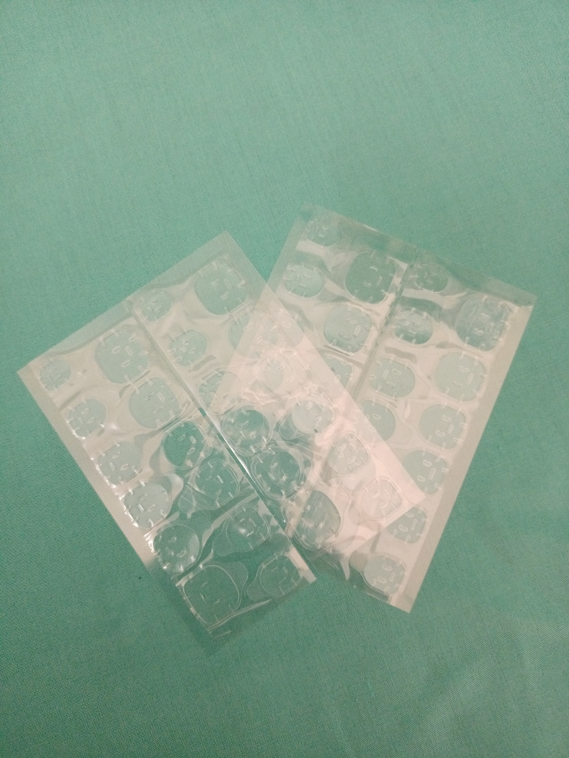 Miếng silicon dán móng tạm thời, 48 móng  - Trường Thọ, TĐ