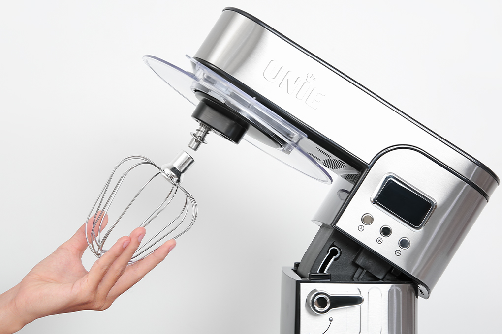 Máy nhồi bột đánh trứng Unie EM5