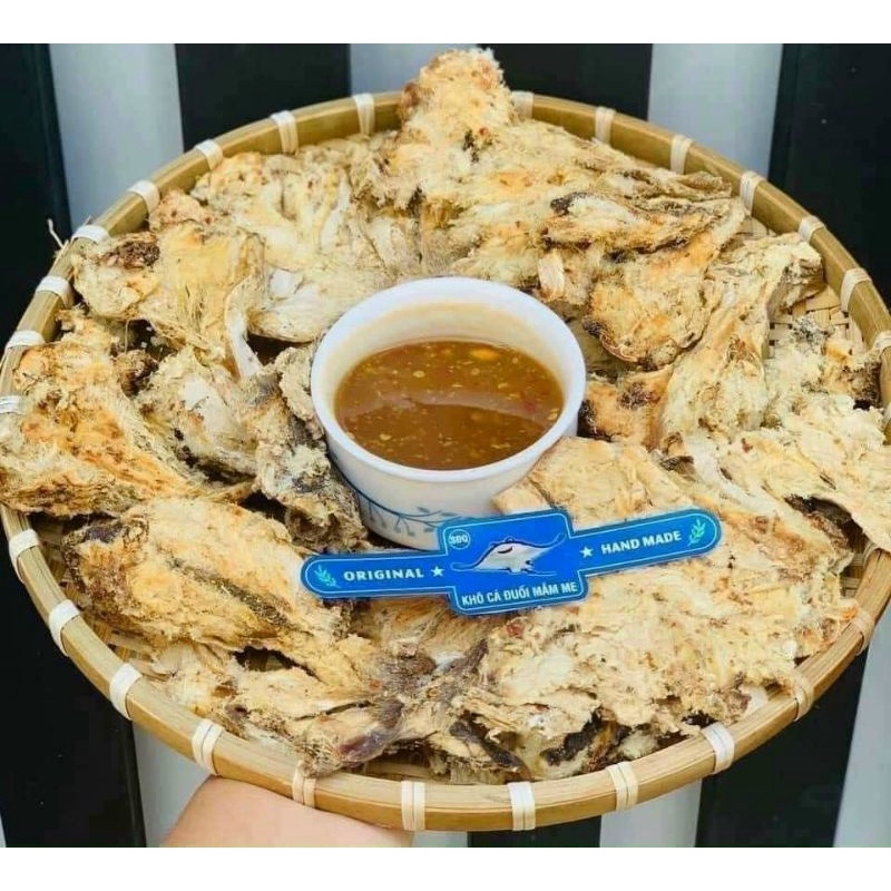 Khô cá đuối mắm me