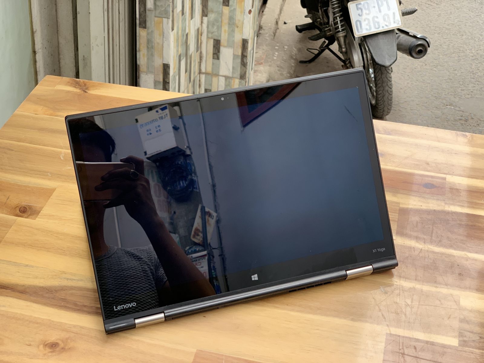 Laptop xách tay Lenovo Thinkpad X1 Yoga core i7 Ram 8gb Ssd 512gb Màn hình thumbnail