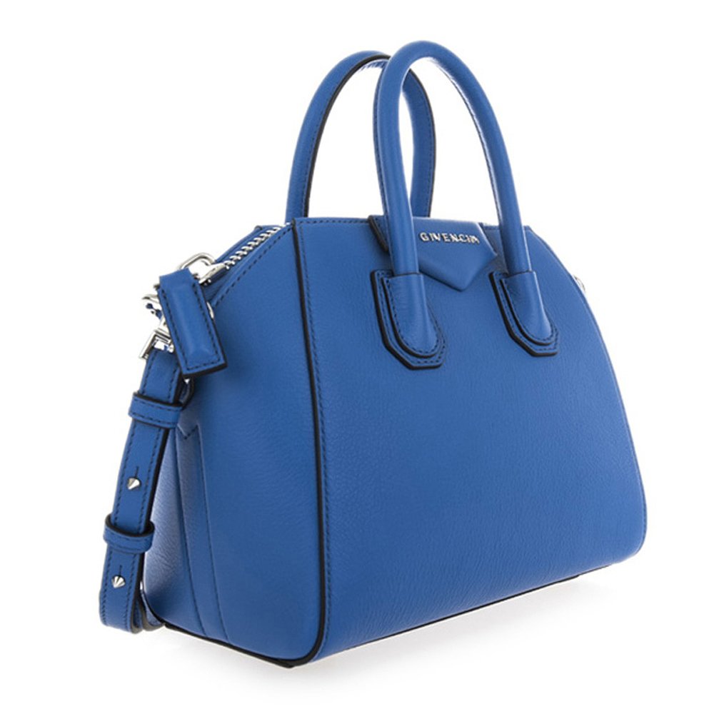 Hong Kong straight hair Ms. Givenchy Givenchy blue leather satchel