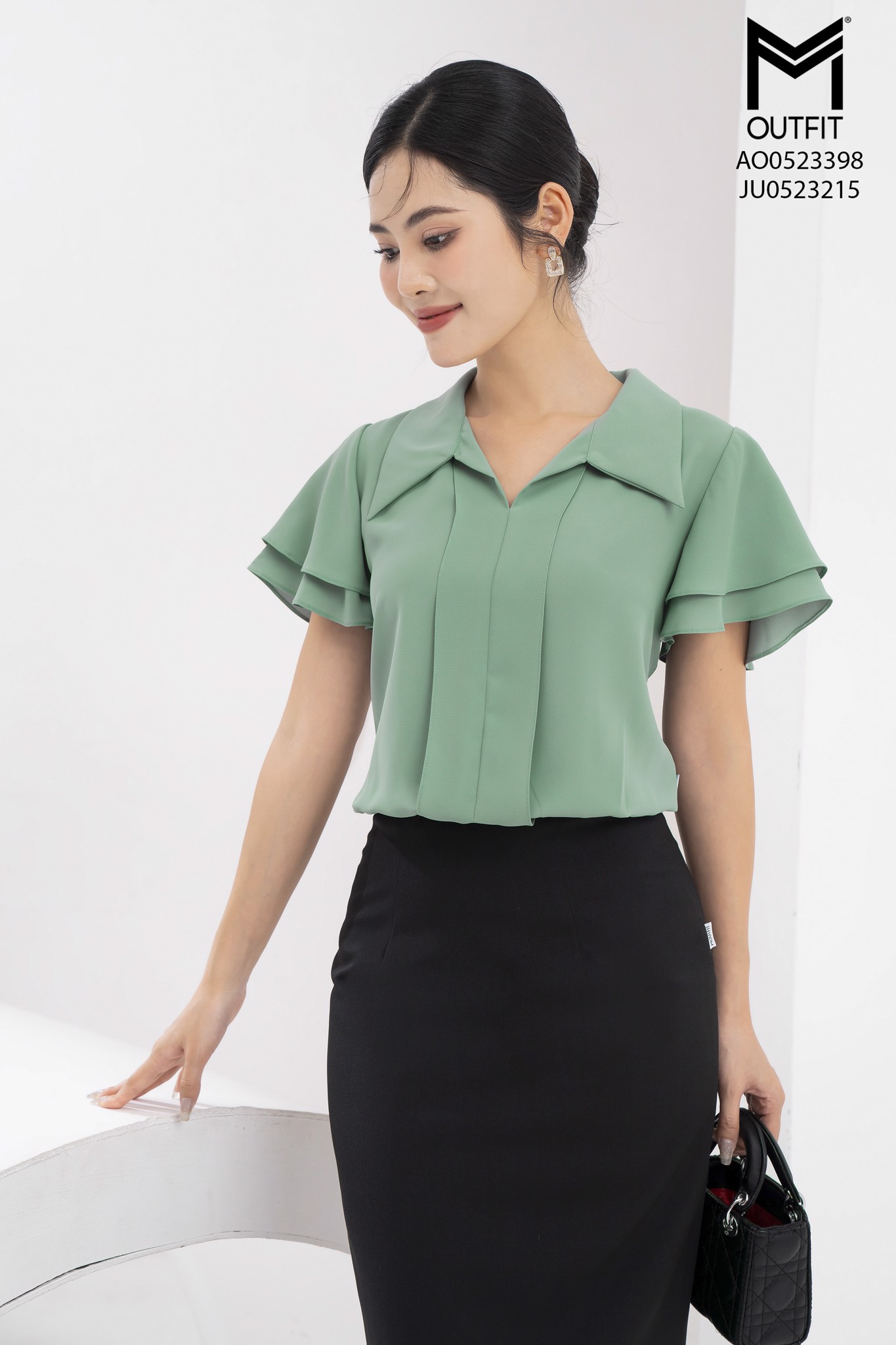 Áo sơ mi dáng croptop chun eo- Mmoutfit