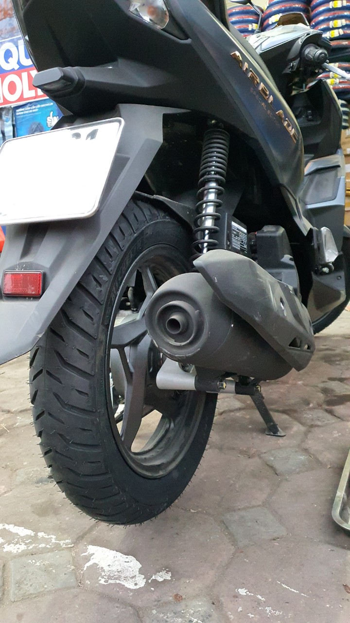 Lốp/vỏ xe máy Michelin 100/90-14 Pilot Street 2