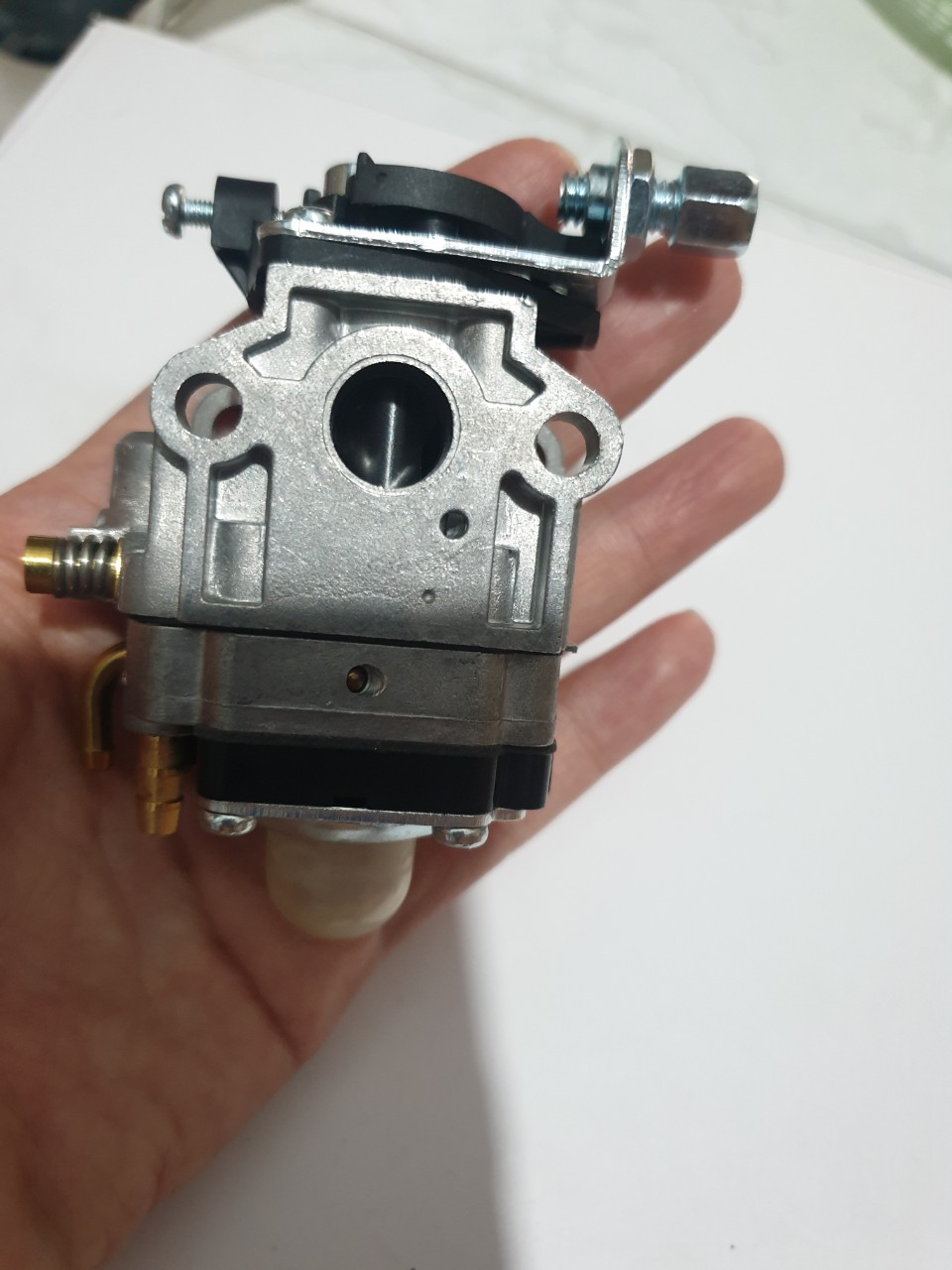 BÌNH XĂNG CON (BỘ CHẾ HÒA KHÍ ) MÁY CẮT CỎ 260/330. KASEI