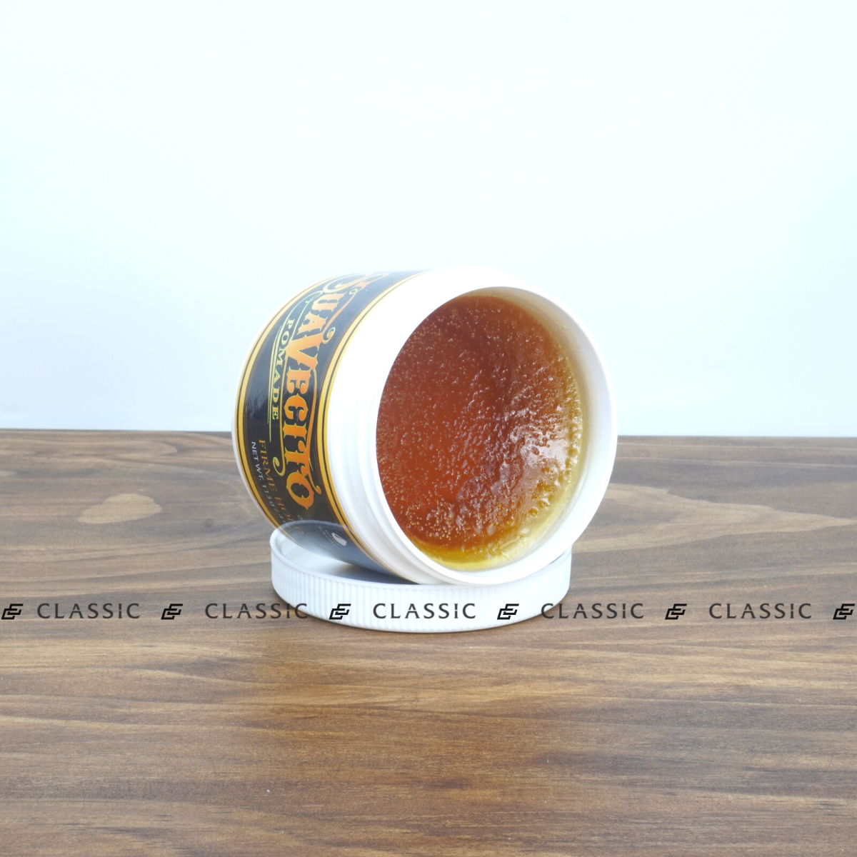 Sáo Vuốt Tóc Suavecito Firme Strong Hold Pomade