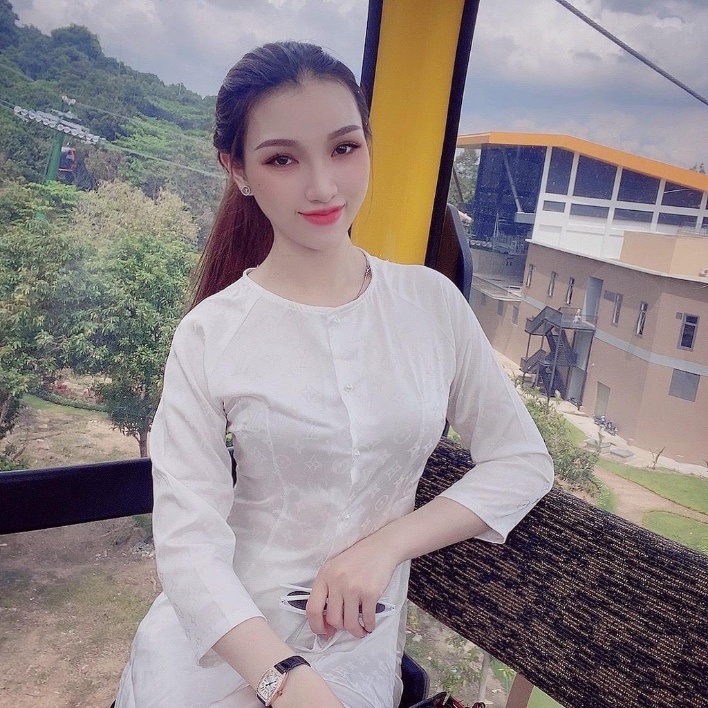 ÁO BÀ BA GẤM IN CHỮ L.V