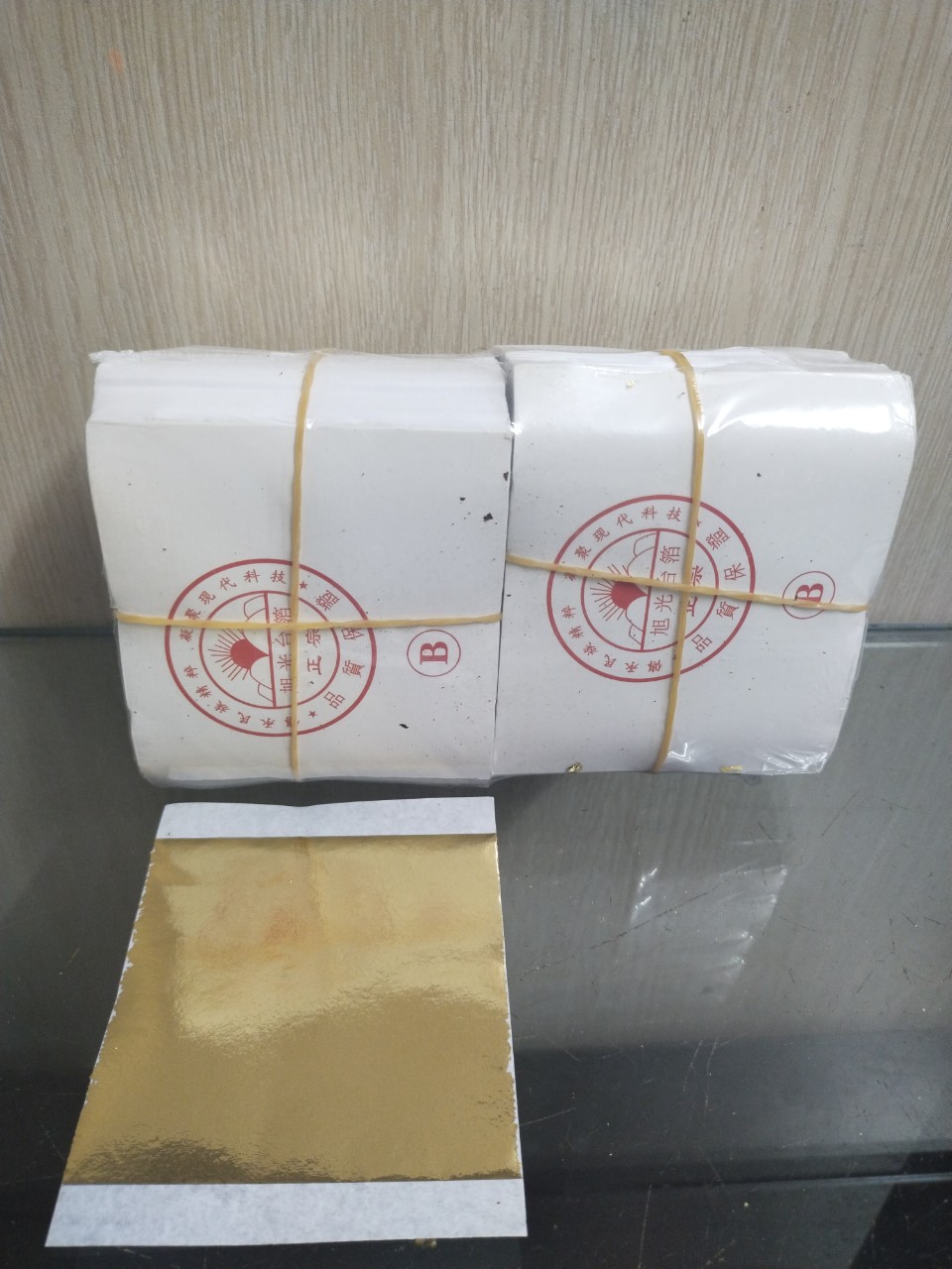 1000 lá dát vàng hào quang A cứng, B