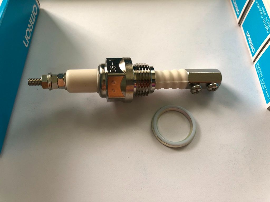 Bộ giữ điện cực Omron BS-1