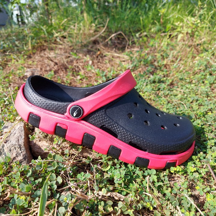 Men's Sandals with Back Straps, Super Light, Super Durable, Can Be Weared on All Types of Ground and Weather, Size 40-44