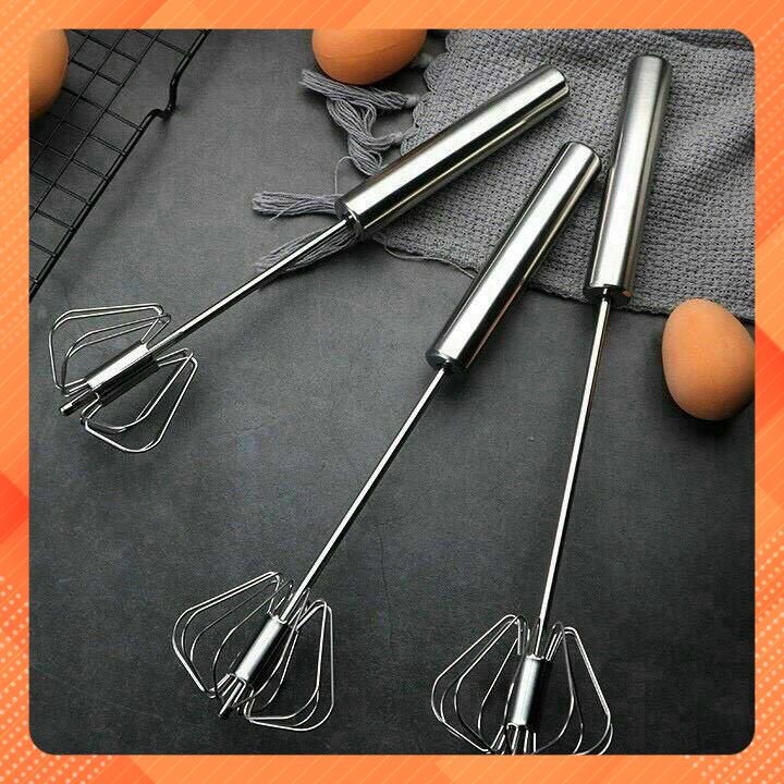 dụng cụ đánh trứng bằng tay