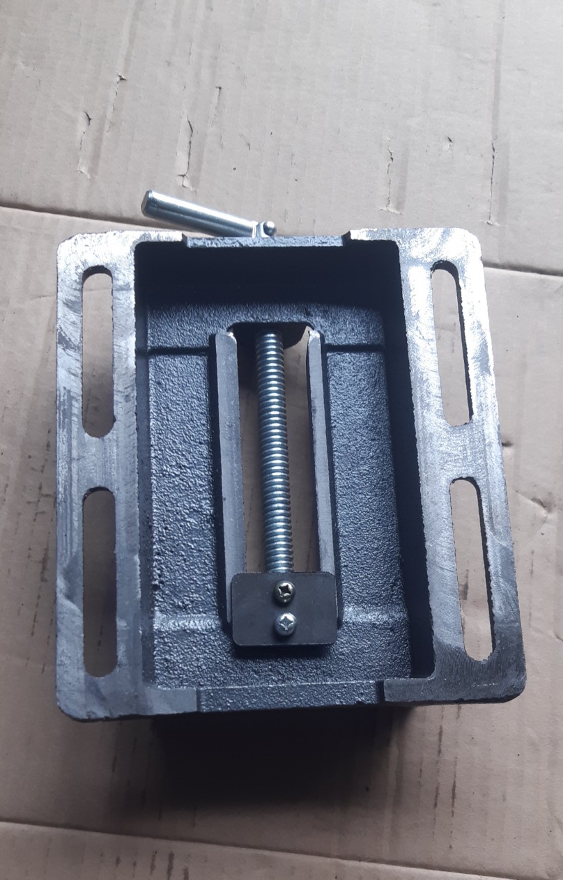 Ê tô bàn kẹp số 5in -- 125mm