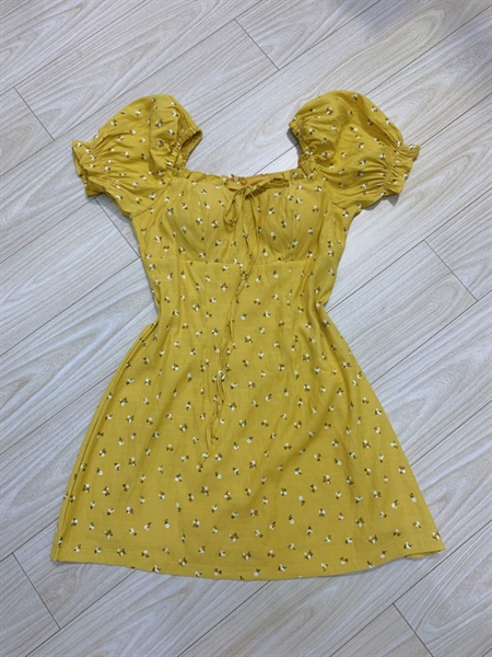 Đầm hoa bẹt vai tôn dáng d9695