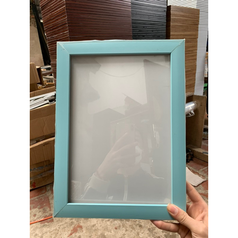 khung ảnh bằng khen a4(21x30)cm màu đẹp( bảo hành gãy vỡ).