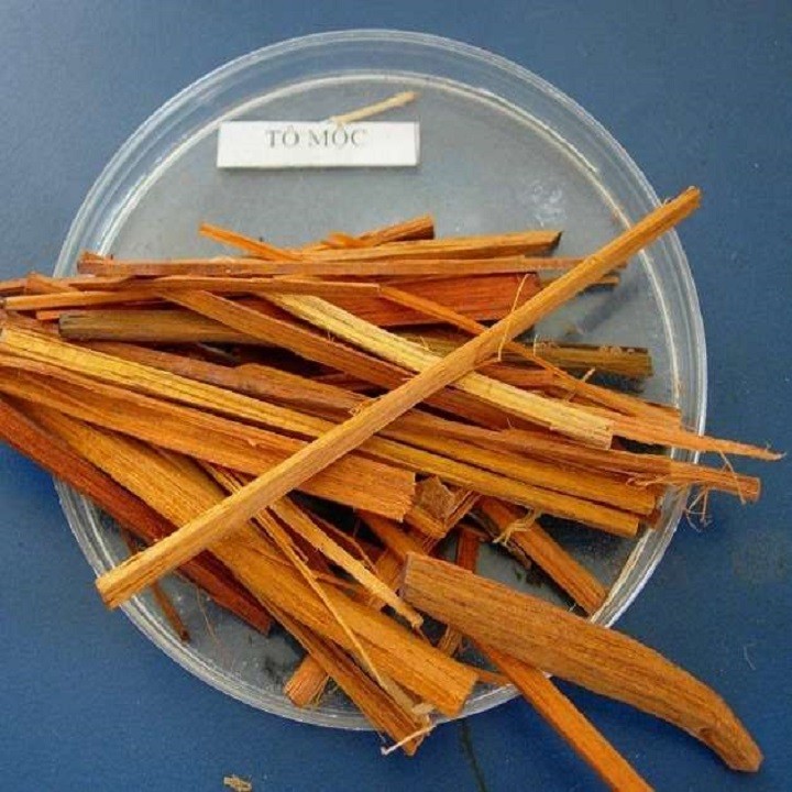 cây tô mộc khô ( gỗ vang ) 1kg