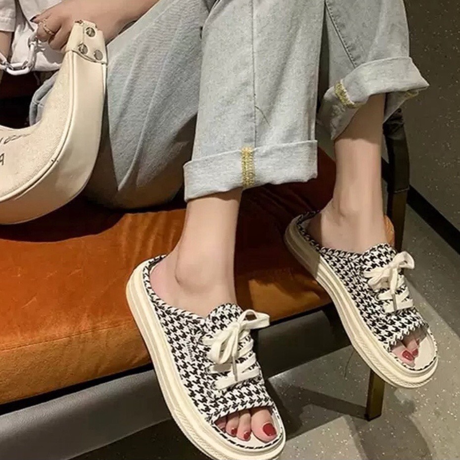 giày sandal học sinh quay ngang cột dây