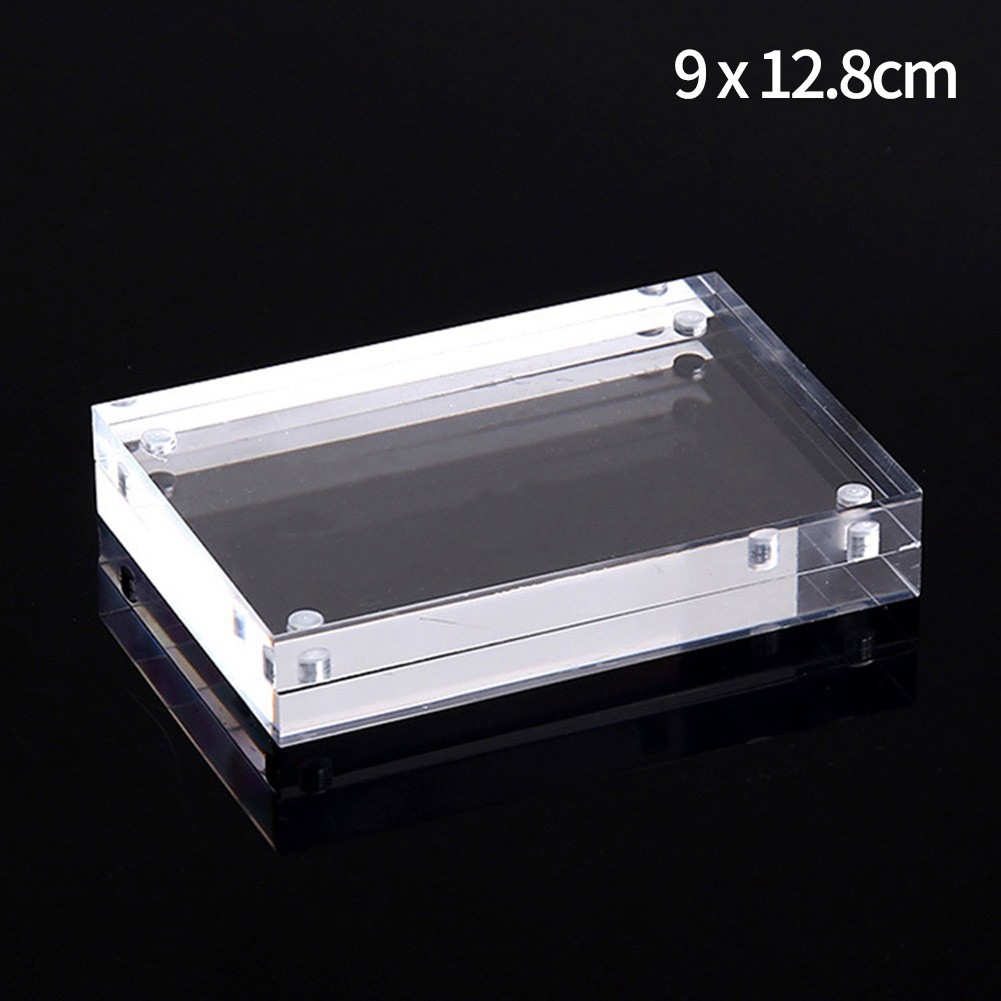 Sturdy Magnetic Photo Frame Clear Acrylic Display Stand for Cherished Memories