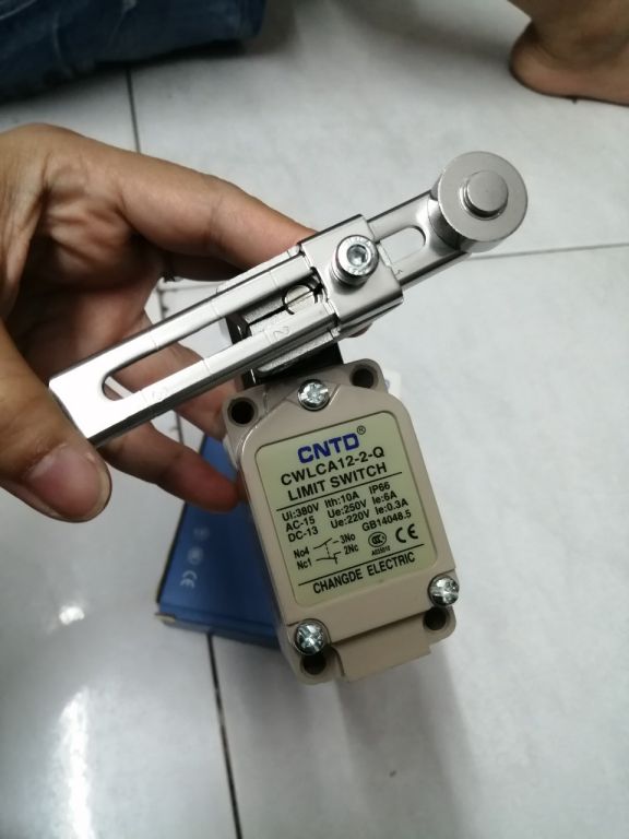Công tắc hành trình cwlca12-2-q cntd